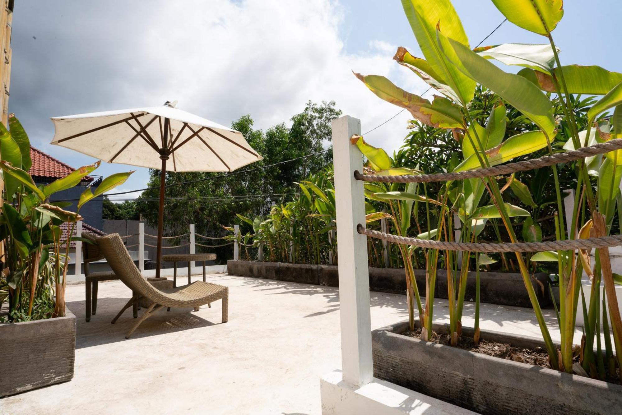 Gilang Balangan Villa Jimbaran Exteriör bild